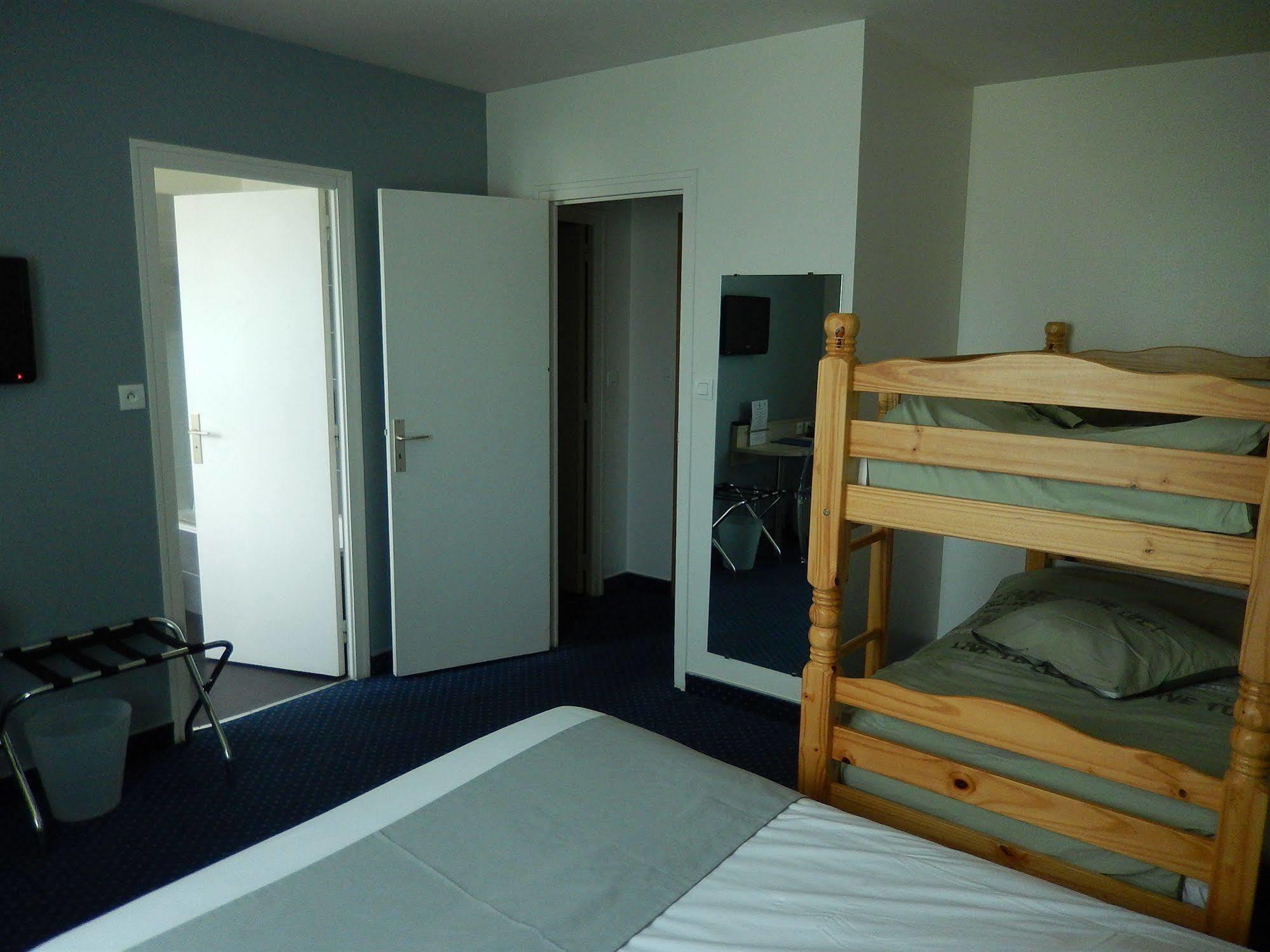 Logis Hotel Lodge La Valette Cesson-Sévigné Dış mekan fotoğraf